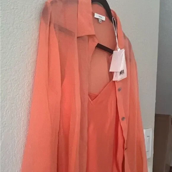 NWT Vince Sheer Crinkled Silk Shirt Style # V936112851 Meduim - Picture 7 of 11